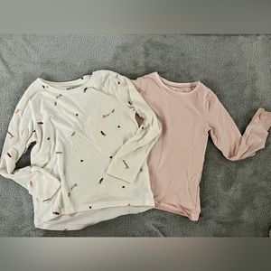 2 girls long sleeve t shirts. Size 6.